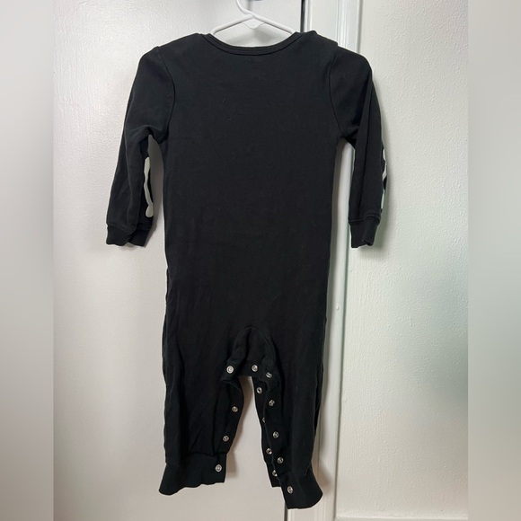 Baby one piece Halloween costume. Skeleton. Carters 18mo - Picture 4 of 4